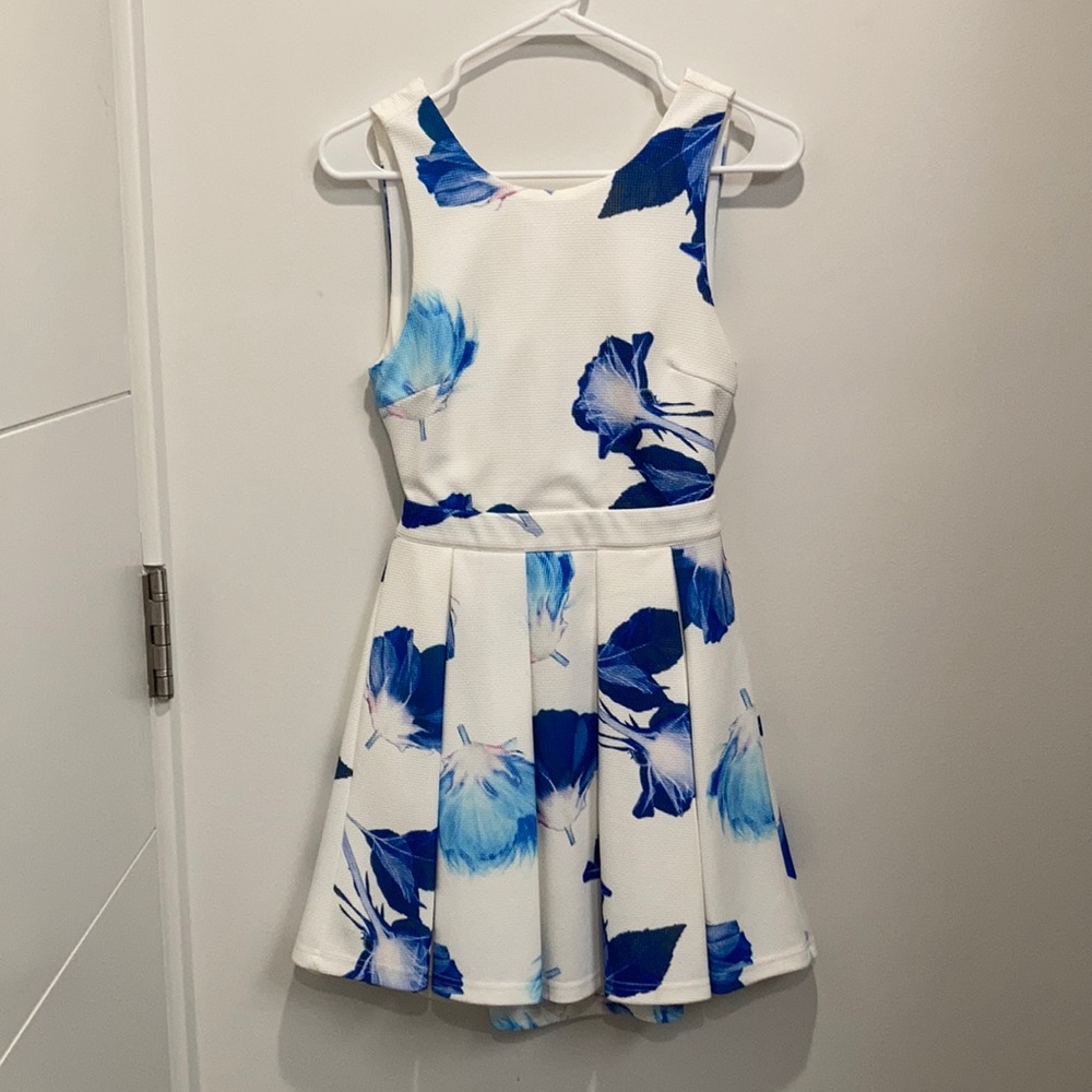 Flower print short dress